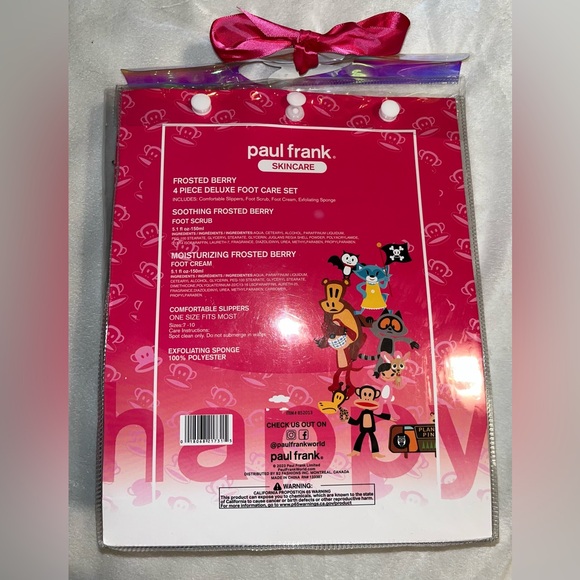 New! Paul Frank 4 Piece Deluxe Foot Care Set, Frosted Berry - Picture 2 of 2